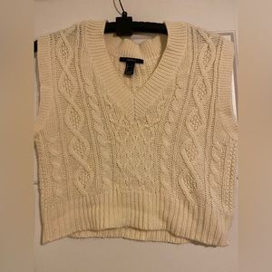 Forever 21 100% acrylic vest large